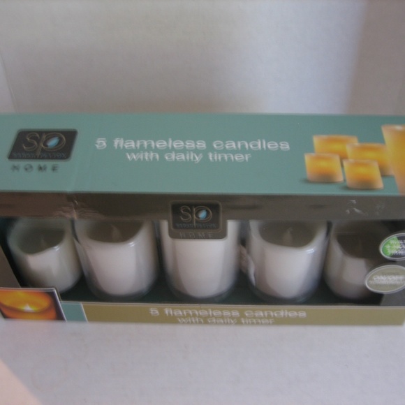 Sarah Payton Home 5 Flameless White Pillar Faux Candles with Daily Timer NWIB - Picture 3 of 5